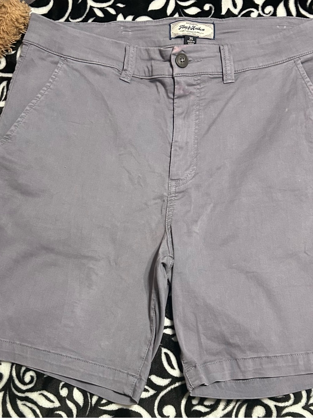 Light Grey Flat-Front Men's Shorts